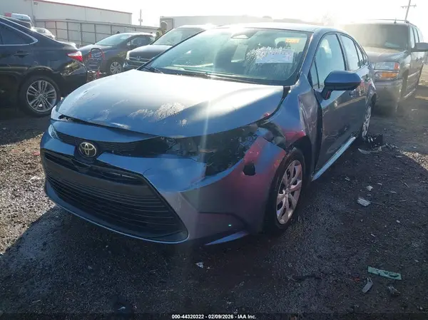 5YFB4MDE7RP108919 2024 TOYOTA COROLLA - Image 2