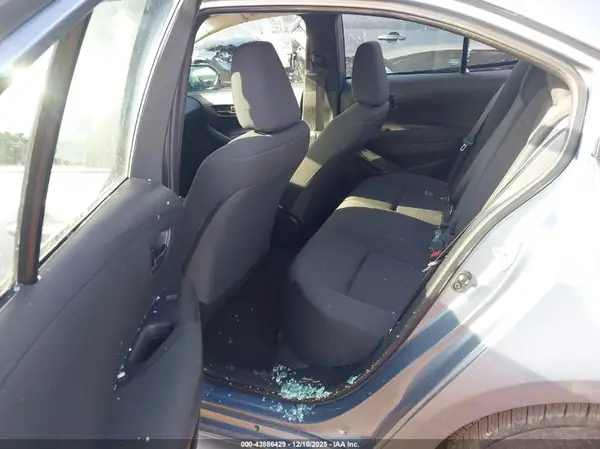 5YFB4MDE7RP109164 2024 TOYOTA COROLLA - Image 8