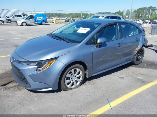 5YFB4MDE7RP112355 2024 TOYOTA COROLLA - Image 2