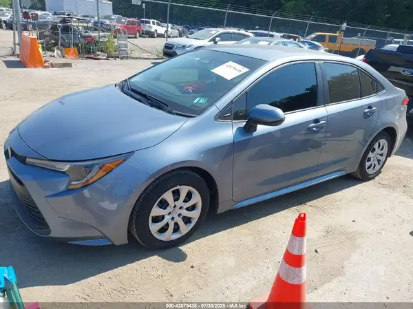 5YFB4MDE7RP113490 2024 TOYOTA COROLLA - Image 2