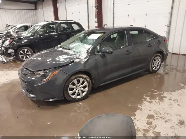 5YFB4MDE7RP131407 2024 TOYOTA COROLLA - Image 2