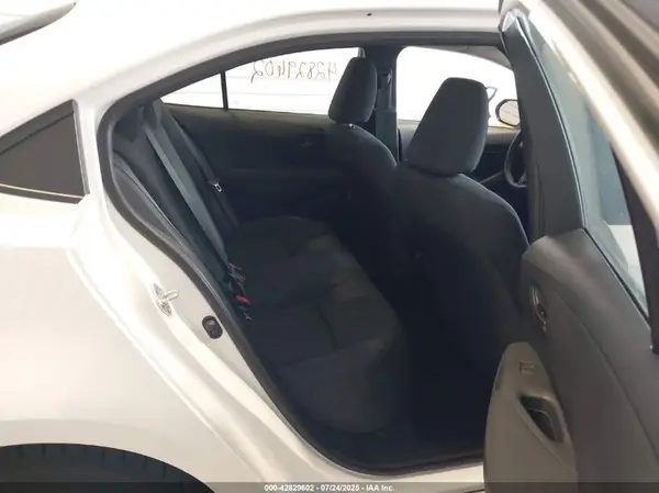 5YFB4MDE7RP131567 2024 TOYOTA COROLLA - Image 8