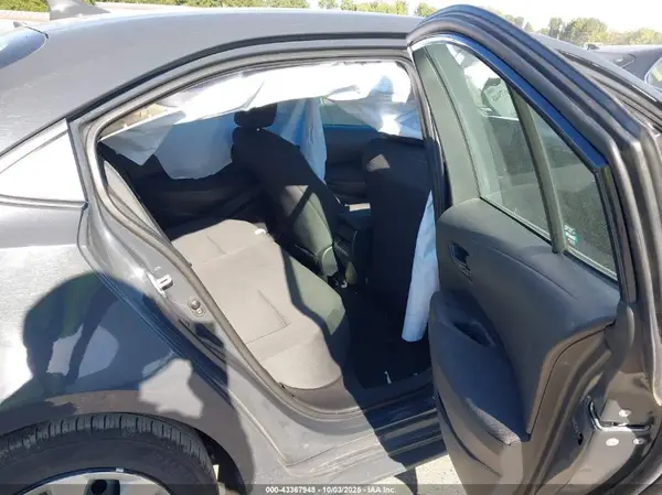 5YFB4MDE7RP132752 2024 TOYOTA COROLLA - Image 8