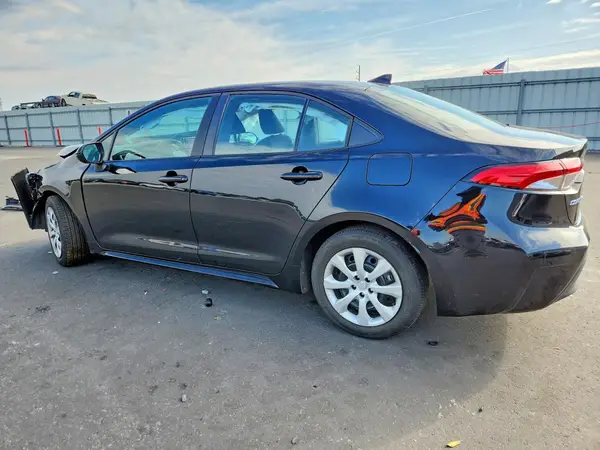 5YFB4MDE7RP133450 2024 TOYOTA COROLLA - Image 2