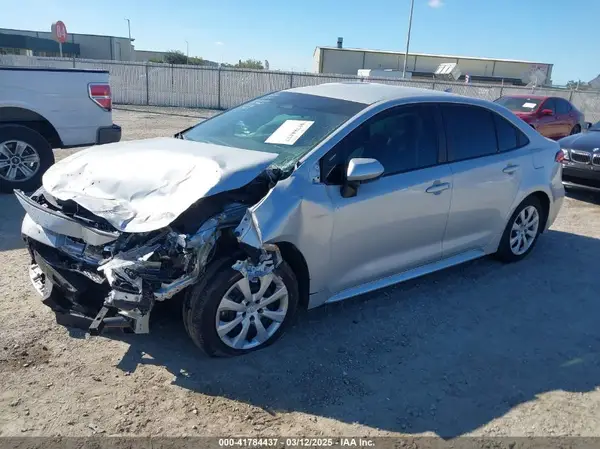 5YFB4MDE7RP134355 2024 TOYOTA COROLLA - Image 2