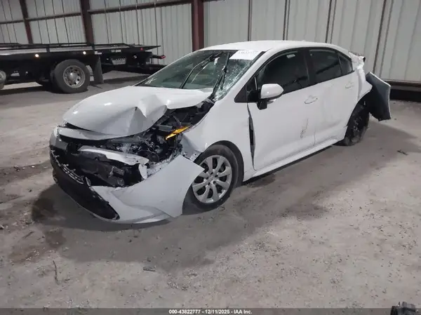 5YFB4MDE7RP137482 2024 TOYOTA COROLLA - Image 2