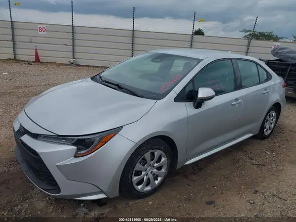 5YFB4MDE7RP154394 2024 TOYOTA COROLLA - Image 2