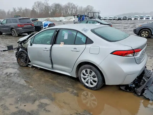 5YFB4MDE7RP165718 2024 TOYOTA COROLLA - Image 2