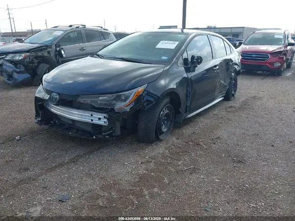 5YFB4MDE7RP183684 2024 TOYOTA COROLLA - Image 2