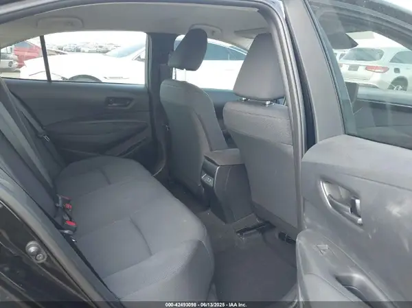 5YFB4MDE7RP183684 2024 TOYOTA COROLLA - Image 8