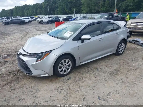 5YFB4MDE7RP184897 2024 TOYOTA COROLLA - Image 2
