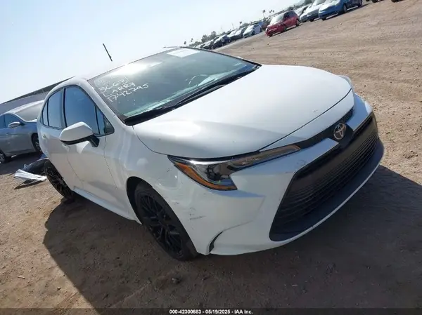 5YFB4MDE7RP184995 2024 TOYOTA COROLLA - Image 1