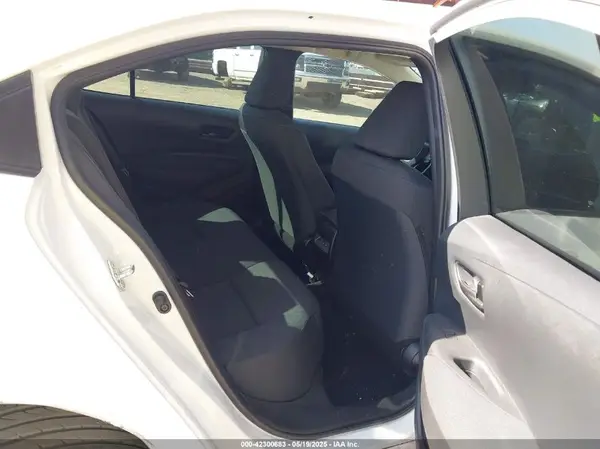 5YFB4MDE7RP184995 2024 TOYOTA COROLLA - Image 8