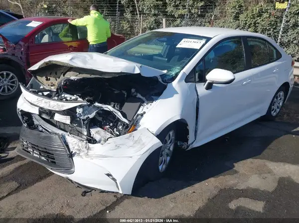 5YFB4MDE7RP187783 2024 TOYOTA COROLLA - Image 2