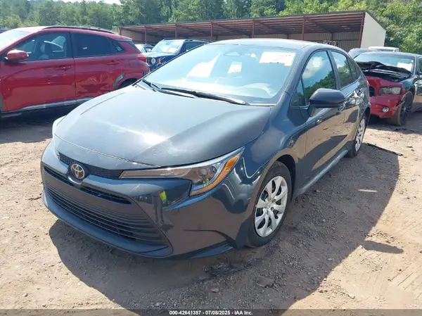 5YFB4MDE7RP192370 2024 TOYOTA COROLLA - Image 2