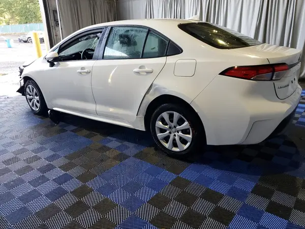 5YFB4MDE7RP194510 2024 TOYOTA COROLLA - Image 2