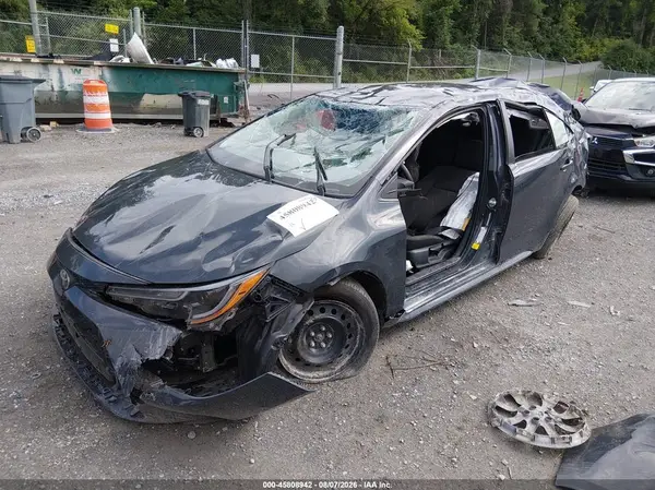 5YFB4MDE7RP195866 2024 TOYOTA COROLLA - Image 2