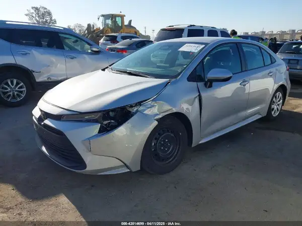 5YFB4MDE7RP199755 2024 TOYOTA COROLLA - Image 2