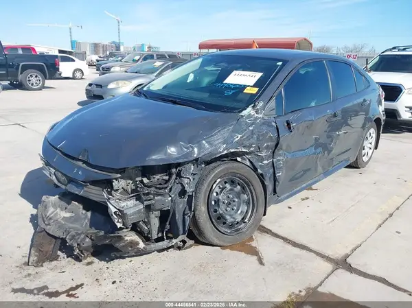 5YFB4MDE7RP202217 2024 TOYOTA COROLLA - Image 2