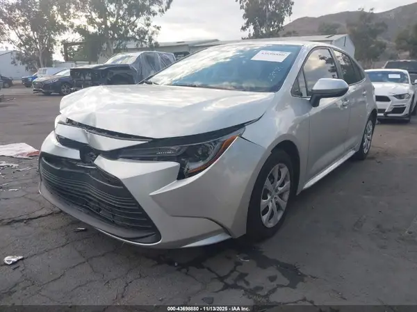 5YFB4MDE7RP209829 2024 TOYOTA COROLLA - Image 2