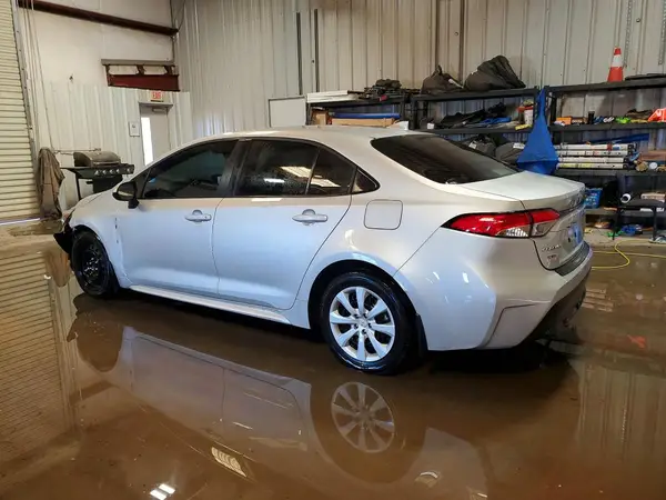 5YFB4MDE7RP216943 2024 TOYOTA COROLLA - Image 2
