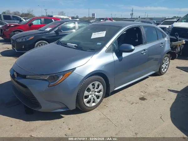 5YFB4MDE7RP227411 2024 TOYOTA COROLLA - Image 2
