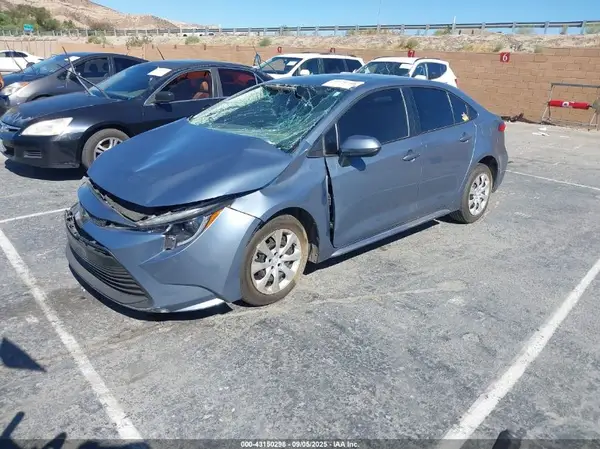 5YFB4MDE7SP230282 2025 TOYOTA COROLLA - Image 2