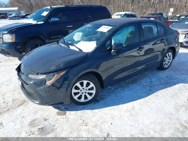 5YFB4MDE7SP230654 2025 TOYOTA COROLLA - Image 2