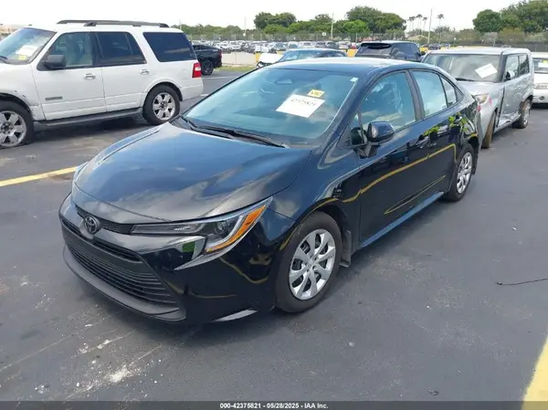 5YFB4MDE7SP237670 2025 TOYOTA COROLLA - Image 2