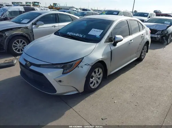 5YFB4MDE7SP238155 2025 TOYOTA COROLLA - Image 2