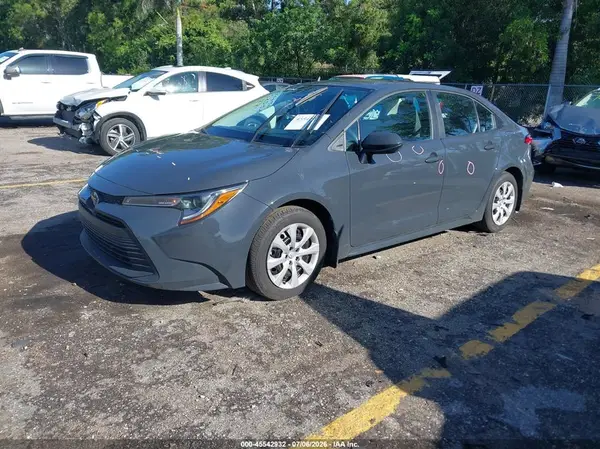 5YFB4MDE7SP253626 2025 TOYOTA COROLLA - Image 2