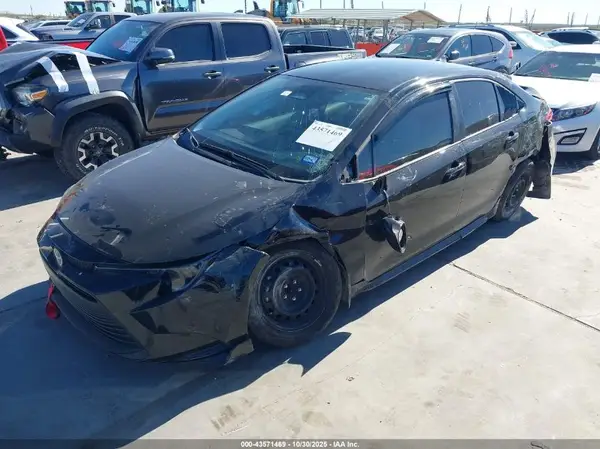 5YFB4MDE7SP268899 2025 TOYOTA COROLLA - Image 2