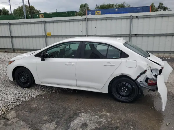 5YFB4MDE7SP273522 2025 TOYOTA COROLLA - Image 2