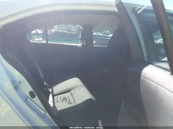 5YFB4MDE7SP276338 2025 TOYOTA COROLLA - Image 8