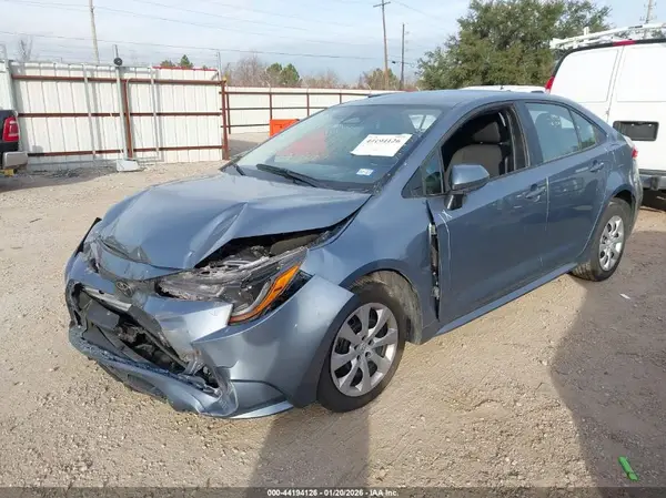 5YFB4MDE7SP277909 2025 TOYOTA COROLLA - Image 2