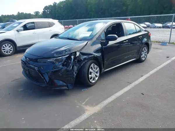 5YFB4MDE7SP302713 2025 TOYOTA COROLLA - Image 2