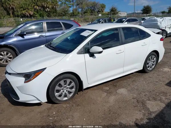5YFB4MDE7SP306065 2025 TOYOTA COROLLA - Image 2