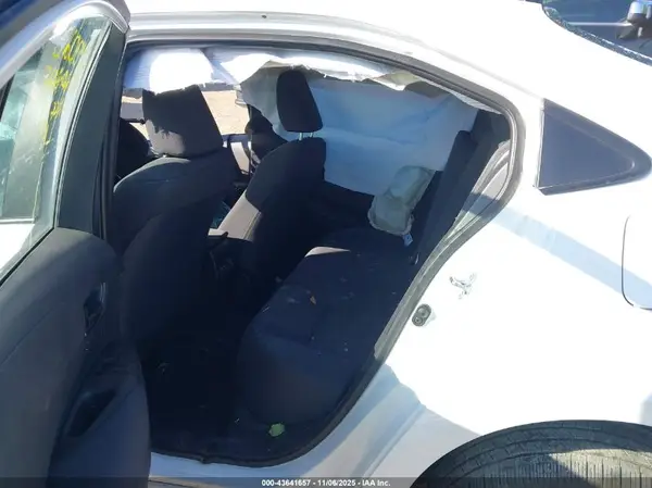 5YFB4MDE7SP325151 2025 TOYOTA COROLLA - Image 8