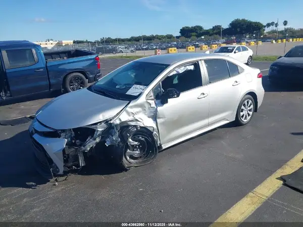 5YFB4MDE7SP355511 2025 TOYOTA COROLLA - Image 2