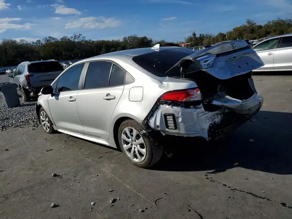 5YFB4MDE7SP357551 2025 TOYOTA COROLLA - Image 2
