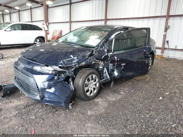 5YFB4MDE7TP371113 2026 TOYOTA COROLLA - Image 2