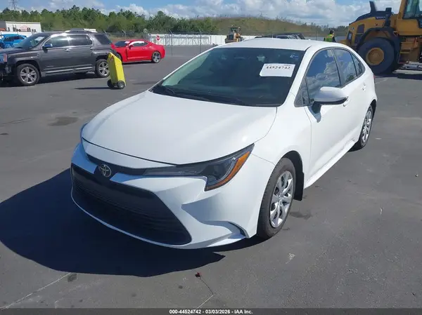 5YFB4MDE7TP375162 2026 TOYOTA COROLLA - Image 2