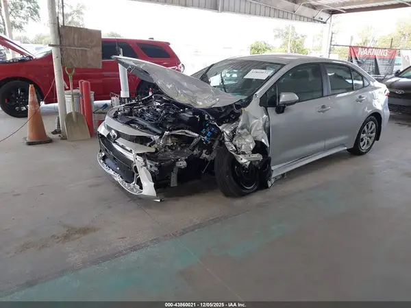 5YFB4MDE7TP381575 2026 TOYOTA COROLLA - Image 2