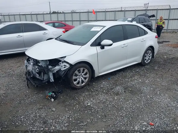 5YFB4MDE7TP399994 2026 TOYOTA COROLLA - Image 2