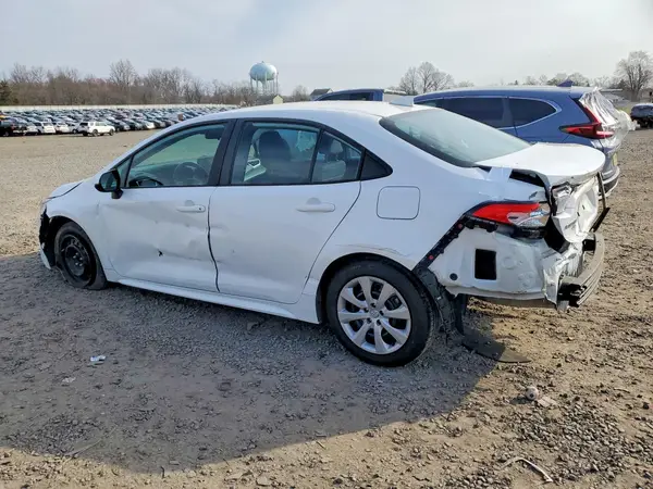 5YFB4MDE8PP008356 2023 TOYOTA COROLLA - Image 2