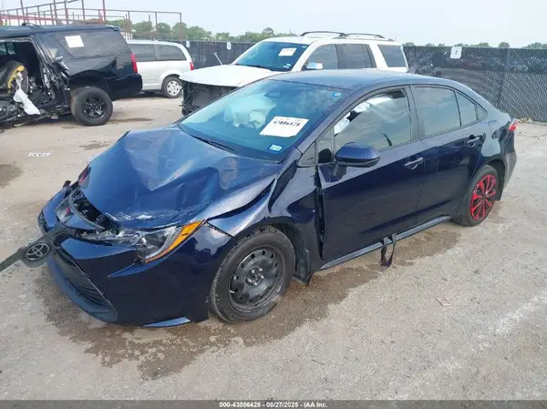 5YFB4MDE8PP016361 2023 TOYOTA COROLLA - Image 2
