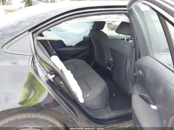 5YFB4MDE8PP018613 2023 TOYOTA COROLLA - Image 8