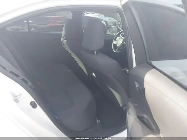 5YFB4MDE8PP028641 2023 TOYOTA COROLLA - Image 8