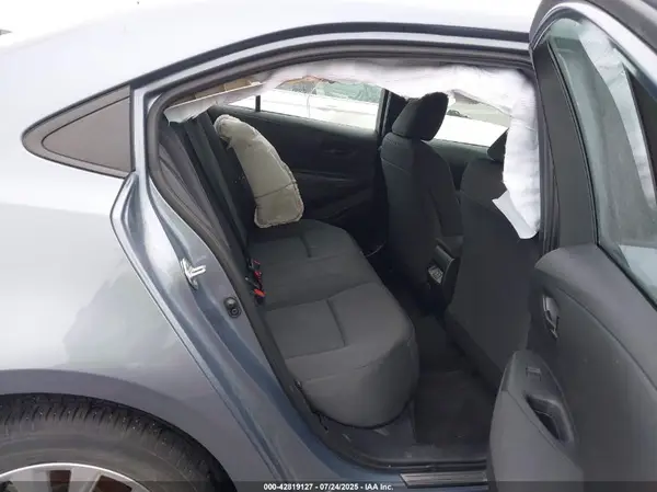 5YFB4MDE8PP053720 2023 TOYOTA COROLLA - Image 8