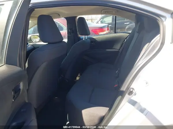 5YFB4MDE8PP065575 2023 TOYOTA COROLLA - Image 8